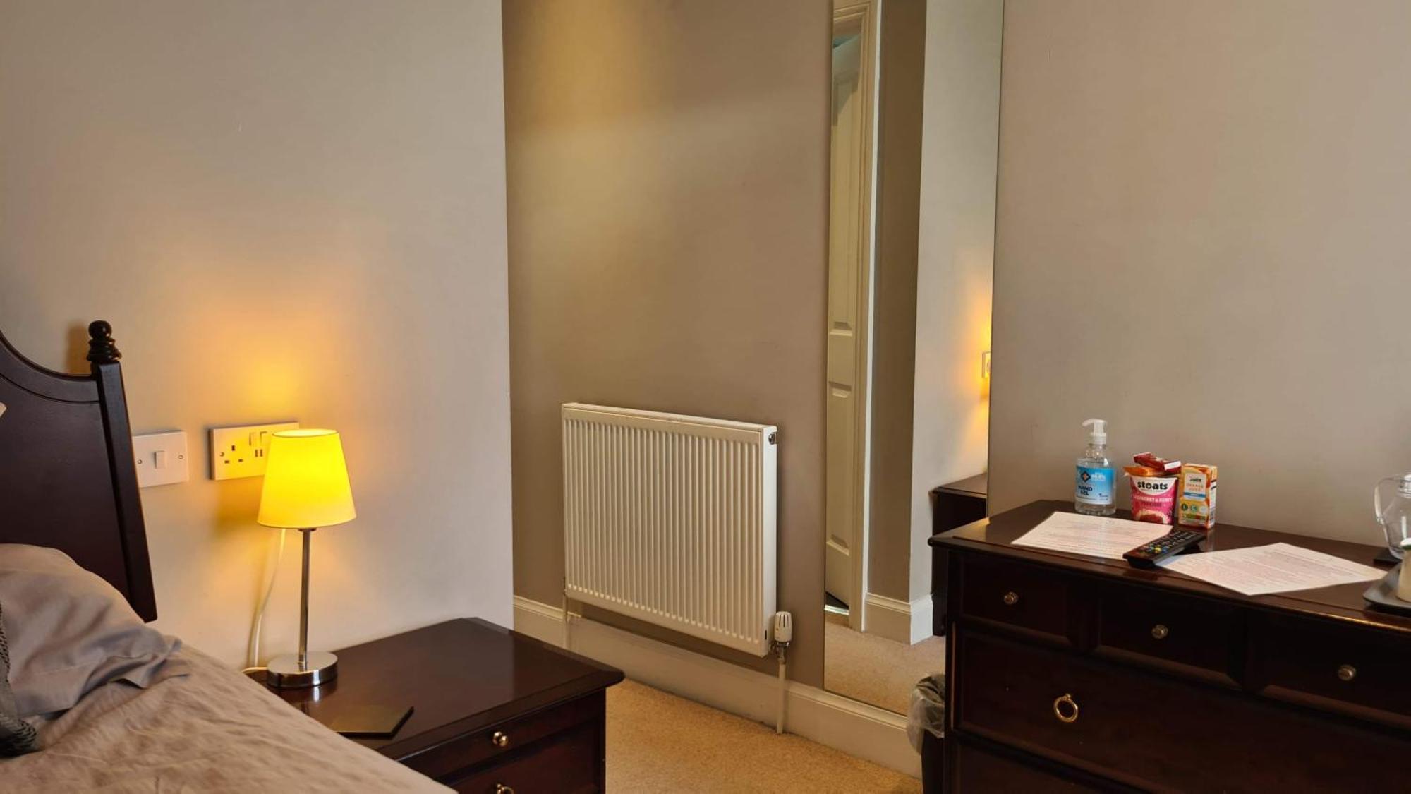 Glenisla Hotel Blairgowrie and Rattray Екстериор снимка
