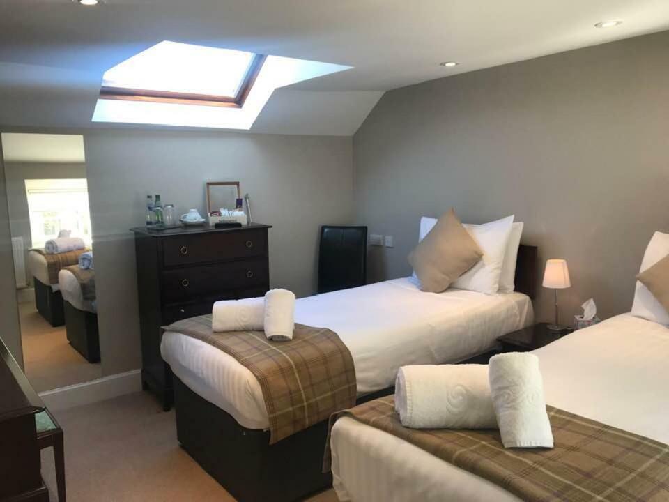 Glenisla Hotel Blairgowrie and Rattray Екстериор снимка
